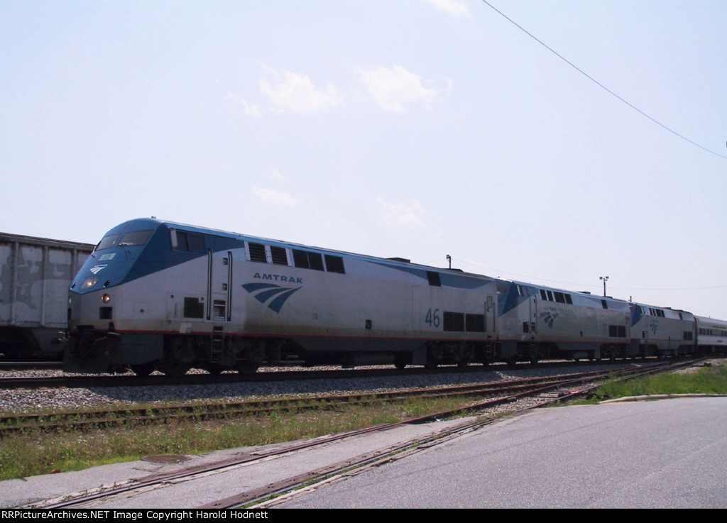 AMTK 46, 11, and 51 lead train 20 northbound